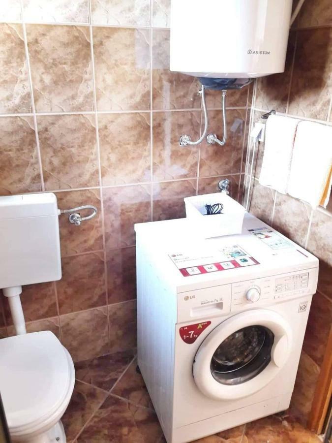Apartments Nevistic Tribalj  Екстер'єр фото